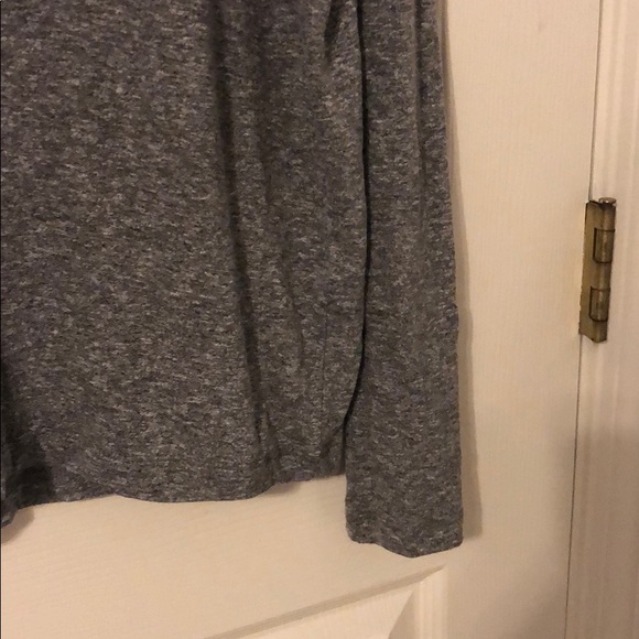 Madewell long sleeve grey top! EUC - Picture 4 of 8